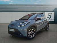 Neu Toyota Aygo X 72 PS (52 kW) 2025 Grün SUV