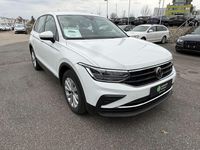 Gebraucht VW Tiguan 122 PS (89 kW) 2022 Pure white SUV