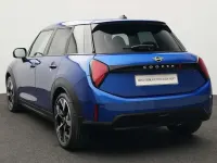 Second-hand Mini Cooper S Classic 204 CP (150 kW) 2025 Albastru Hatchback