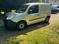 Gebraucht Renault Kangoo 90 PS (66 kW) 2017 Silber Van / Kleinbus