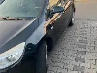 Gebraucht Opel Astra 140 PS (102 kW) 2012 Schwarz Kleinwagen