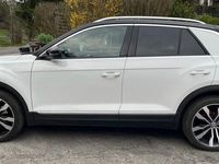 gebraucht VW T-Roc 1.5 TSI ACT DSG Sport Navi AHK