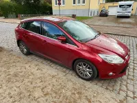 Gebraucht Ford Focus 2012 Rot Kleinwagen
