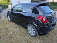 Używany Opel Corsa 101 KM (74 kW) 2011 Czarny Hatchback