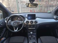 Gebraucht Mercedes 180 109 PS (80 kW) 2016 Silber Limousine