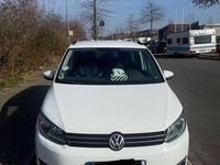Gebraucht VW Touran Comfortline 105 PS (77 kW) 2014 Weiß Van / Kleinbus
