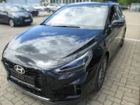 Neu Hyundai i30 N Line 150 PS (110 kW) 2026 Schwarz Limousine