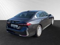 Gebraucht BMW 530e 299 PS (219 kW) 2024 Sophistograu brillanteffekt metallic Limousine