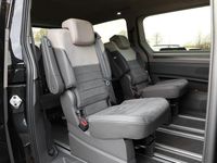 Gebraucht VW Multivan Style 150 PS (110 kW) 2025 Deep black perleffekt Van / Kleinbus