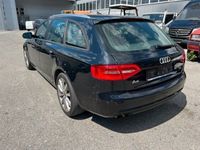 Gebraucht Audi A4 Attraction 143 PS (105 kW) 2012 Schwarz Kombi