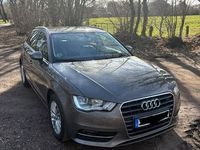 Gebraucht Audi A3 Ambiente 110 PS (80 kW) 2015 Grau Limousine