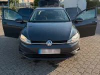 Gebraucht VW Golf VII 109 PS (80 kW) 2019 Grau Kleinwagen