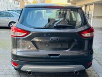 Gebraucht Ford Kuga Titanium 150 PS (110 kW) 2014 Grau SUV