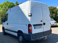 Second-hand Renault Master 90 CP (66 kW) 2007 Van