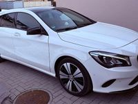 Gebraucht Mercedes CLA180 Shooting Brake 122 PS (89 kW) 2016 Weiß Kombi
