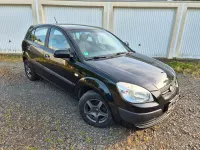 Gebraucht Kia Rio 97 PS (71 kW) 2006 Schwarz Limousine