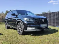 Gebraucht DFSK Fengon 220 PS (161 kW) 2022 Schwarz SUV