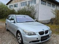 Gebraucht BMW 530 231 PS (169 kW) 2006 Silber Kombi