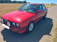 Gebraucht BMW 318 Performance 136 PS (100 kW) 1990 Rot Limousine