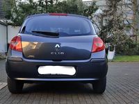 gebraucht Renault Clio III Baujahr 2007, TÜV bis Mitte 2025