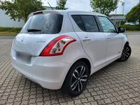 Gebraucht Suzuki Swift 68 PS (50 kW) 2016 Weiß Kleinwagen