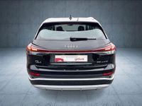 Gebraucht Audi Q4 e-tron Comfort 125 kW (170 PS) 2022 Mythosschwarz metallic SUV