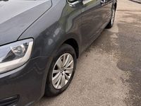 Gebraucht VW Sharan Comfortline 150 PS (110 kW) 2018 Grau Van / Kleinbus