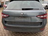 Gebraucht Skoda Superb 150 PS (110 kW) 2019 Grün Kombi