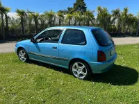 Gebraucht Toyota Starlet 75 PS (55 kW) 1996 Blau Kleinwagen