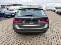 Gebraucht BMW 318 Advantage 156 PS (114 kW) 2021 Grau Kombi