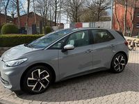 Gebraucht VW ID.3 Pro 150 kW (204 PS) 2024 Grau Kleinwagen