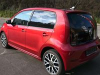 Gebraucht VW e-up! Edition 61 kW (83 PS) 2023 Kings red metallic Kleinwagen