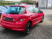 Gebraucht Peugeot 207 95 PS (69 kW) 2012 Rot Kleinwagen