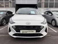 Gebraucht Hyundai i10 67 PS (49 kW) 2023 Weiß Kleinwagen