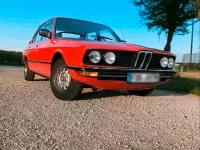 Gebraucht BMW 520 122 PS (89 kW) 1979 Rot Limousine