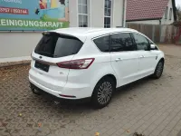 Gebraucht Ford S-MAX Titanium 150 PS (110 kW) 2019 Weiß Van / Kleinbus