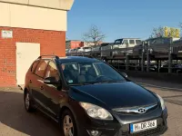 Gebraucht Hyundai i30 110 PS (80 kW) 2011 Schwarz Kombi