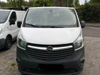 Gebraucht Opel Vivaro 120 PS (88 kW) 2019 Weiß Van / Kleinbus