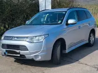 Gebraucht Mitsubishi Outlander Invite 150 PS (110 kW) 2013 Silber SUV