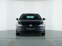 Gebraucht VW Golf VII Highline 150 PS (110 kW) 2020 Atlantik blue metallic Kombi