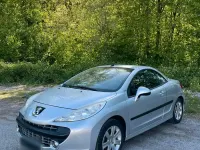 Gebraucht Peugeot 207 CC 120 PS (88 kW) 2008 Silber Cabrio
