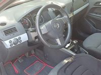 Gebraucht Opel Astra 101 PS (74 kW) 2006 Rot Kombi