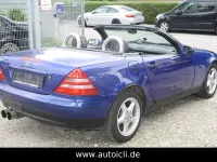 Second-hand Mercedes SLK200 136 CP (100 kW) 1998 Albastru Cabrio