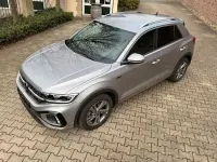 Usata VW T-Roc R-line 150 CV (110 kW) 2023 Argento SUV