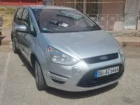 Gebraucht Ford S-MAX Titanium 140 PS (102 kW) 2012 Silber Van / Kleinbus