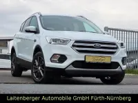 Gebraucht Ford Kuga Cool & Connect 120 PS (88 kW) 2019 Weiß SUV