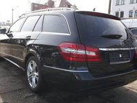 Gebraucht Mercedes E200 136 PS (100 kW) 2010 Schwarz Kombi