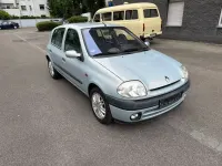 Gebraucht Renault Clio 75 PS (55 kW) 2000 Silber Limousine