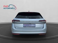 Gebraucht Skoda Superb Selection 150 PS (110 kW) 2024 Aluminiumsilber metallic Kombi
