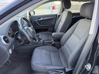 Gebraucht Audi A3 Attraction 105 PS (77 kW) 2013 Schwarz Limousine